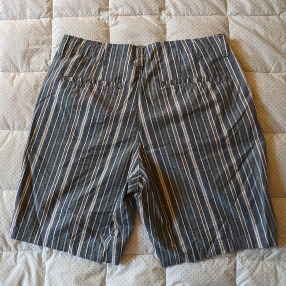 Lee Mid Rise Striped Shorts - Picture 4 of 6
